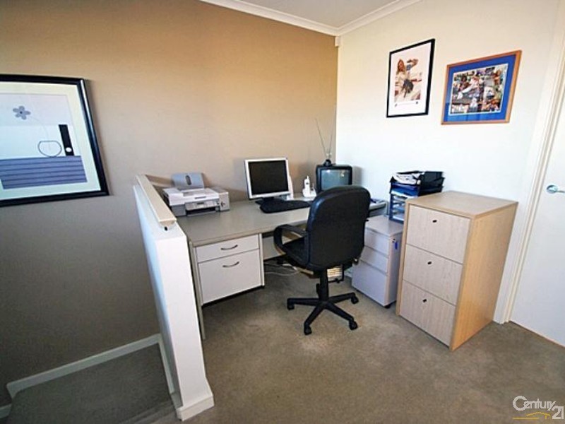 32 St Andrews Drive, Heatherton VIC 3202