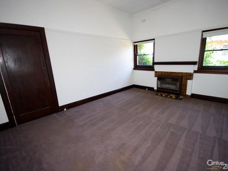 72 Oakleigh Road, Carnegie VIC 3163