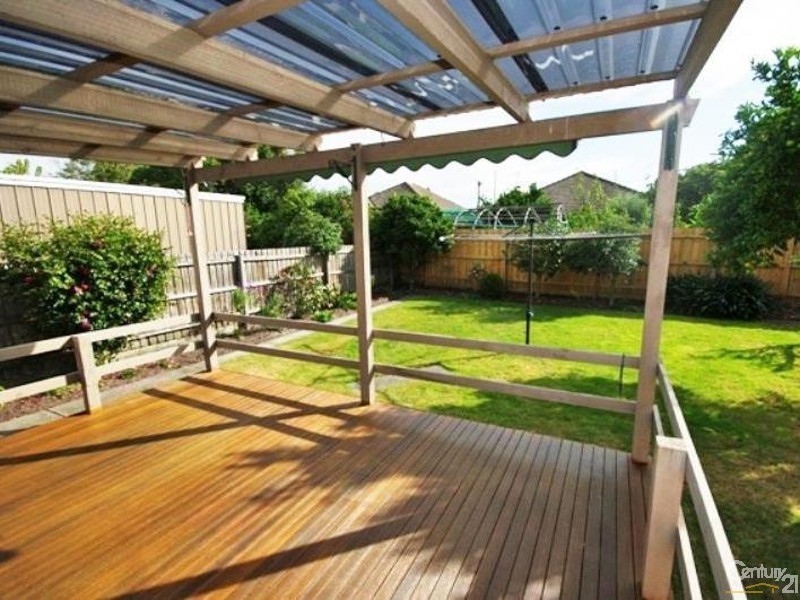 5 Santaram Street, Bentleigh East VIC 3165