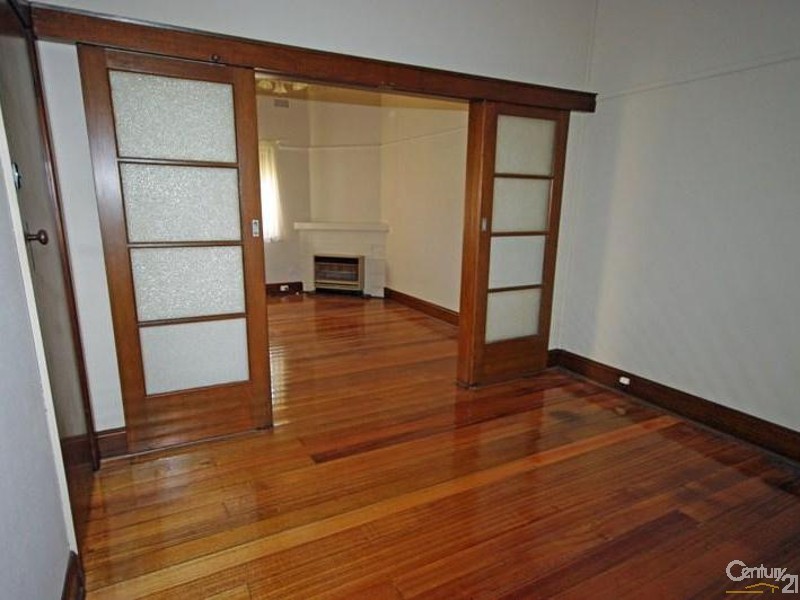 14 Elm Grove, Mckinnon VIC 3204