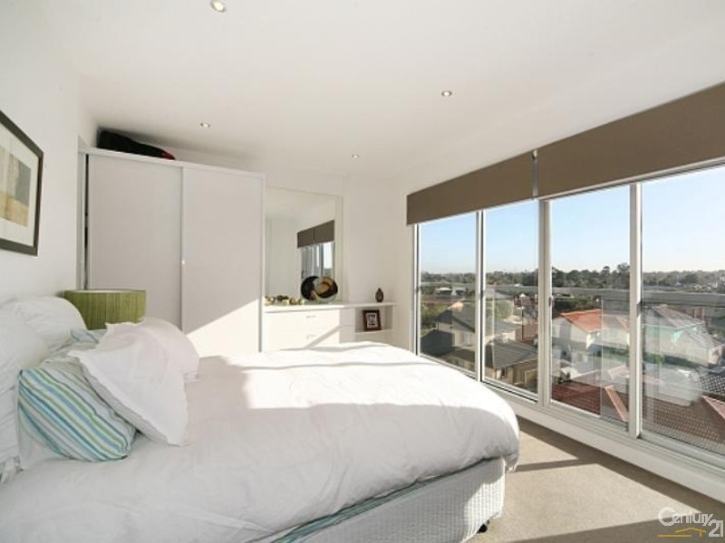 207/285 Centre Road, Bentleigh VIC 3204