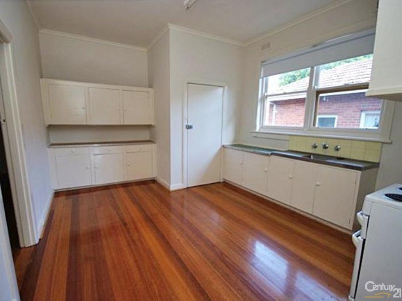 174 McKinnon Road, Mckinnon VIC 3204