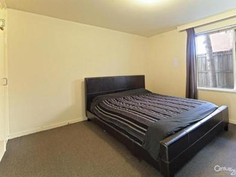 3/44 Gourlay Street, St Kilda VIC 3182