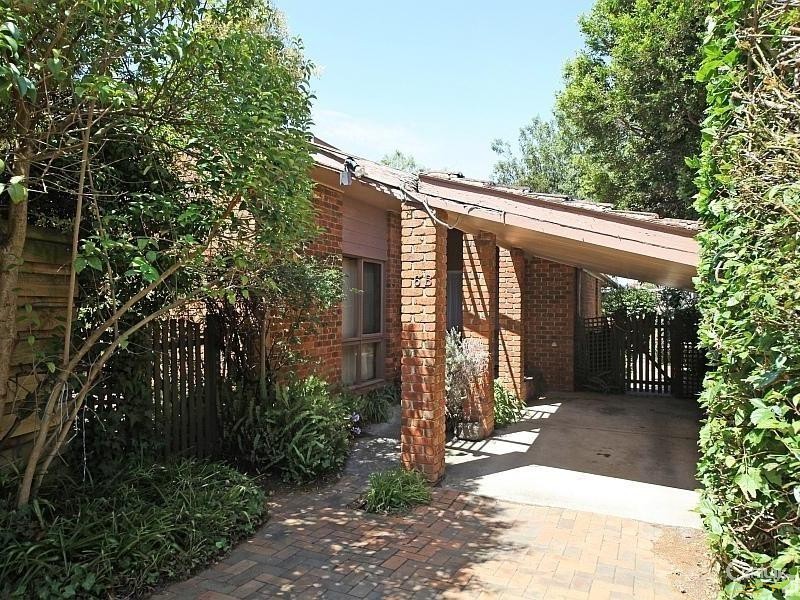 6B Bambra Road, Caulfield North VIC 3161