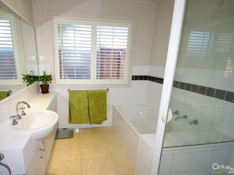 2/19  Kershaw Street, Bentleigh East VIC 3165