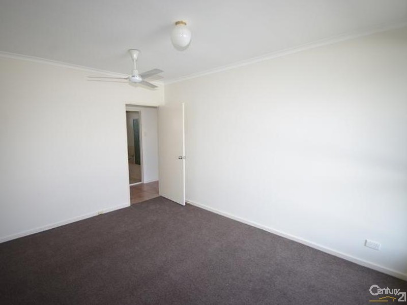 8/27 Lillimur Road, Ormond VIC 3204