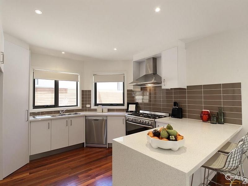 1/63 Victor Road, Bentleigh East VIC 3165