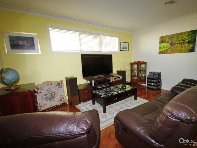 16 Ross Street, Bentleigh VIC 3204