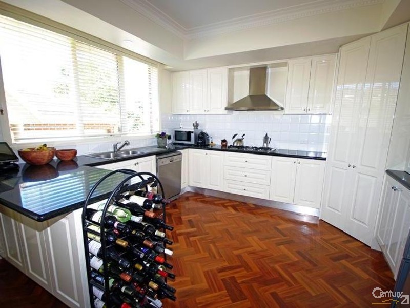 16 Ross Street, Bentleigh VIC 3204