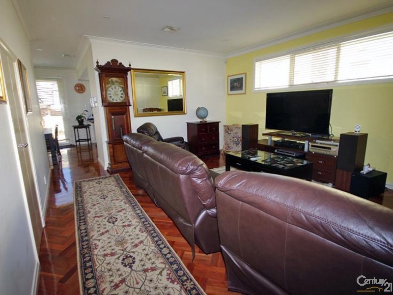 16 Ross Street, Bentleigh VIC 3204