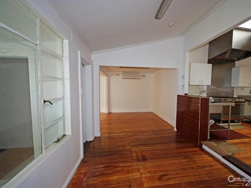 6 Selkirk Avenue, Mckinnon VIC 3204