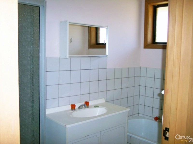 2/7 Dealing Drive, Clarinda VIC 3169