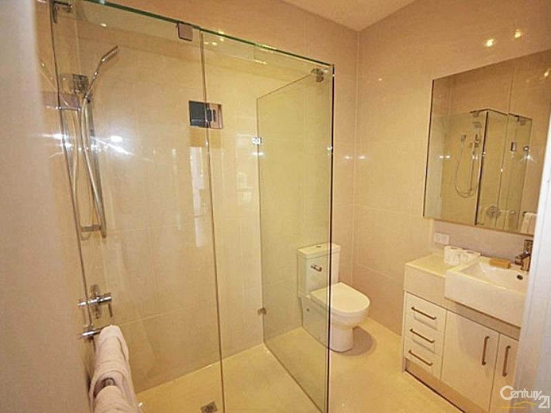 13/237 Hampton Street, Hampton VIC 3188