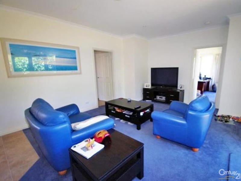2/11 Carrington Street, Hampton East VIC 3188