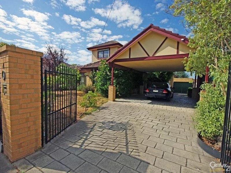 4 Highview Road, Bentleigh East VIC 3165