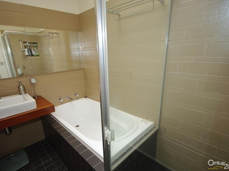 3/39 Coorigil Road, Carnegie VIC 3163