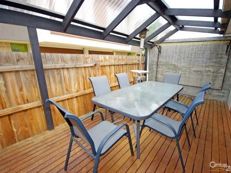 3/39 Coorigil Road, Carnegie VIC 3163