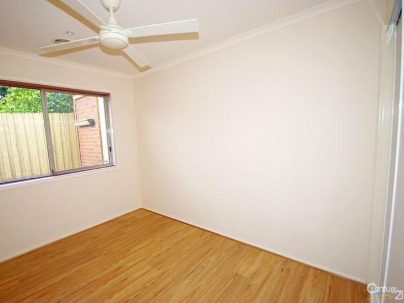 2/8 Nicholls Road, Ormond VIC 3204