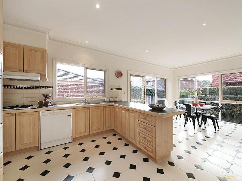 13A Miles Street, Bentleigh VIC 3204