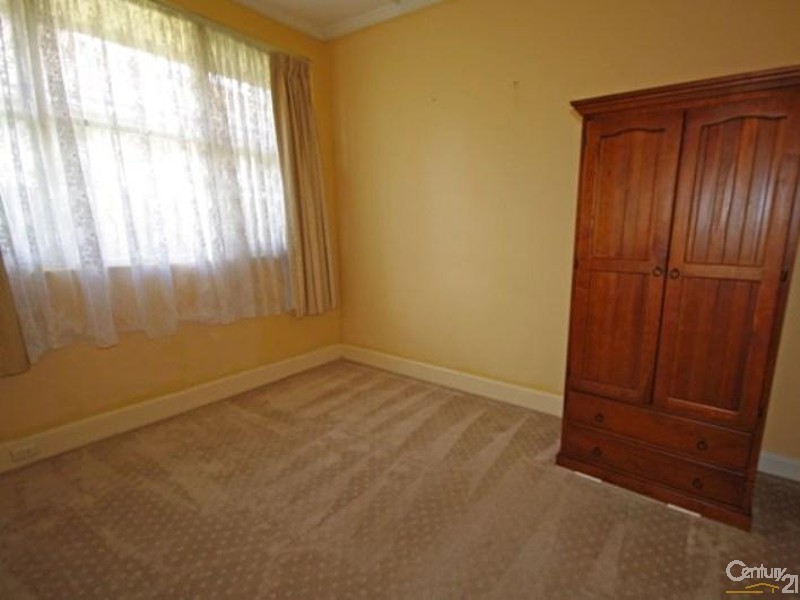 64 Mackie Road, Bentleigh East VIC 3165