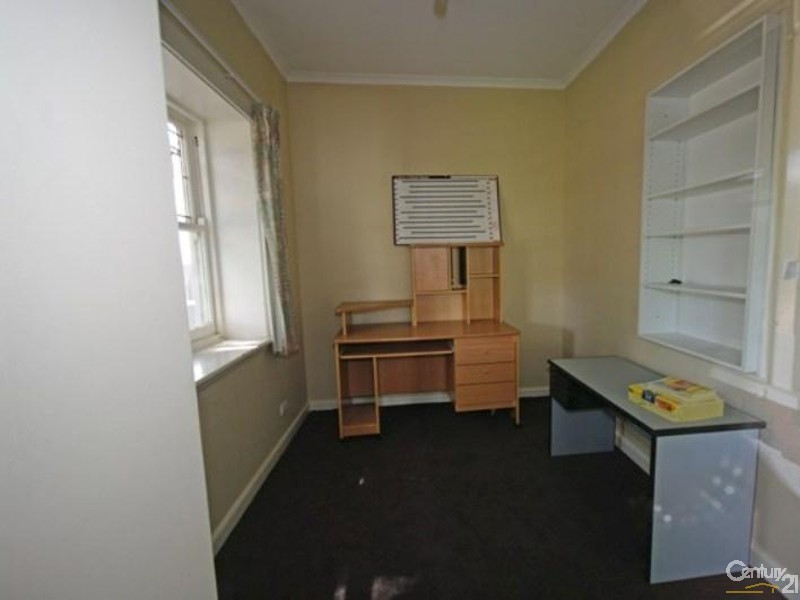 64 Mackie Road, Bentleigh East VIC 3165