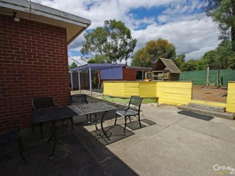 64 Mackie Road, Bentleigh East VIC 3165