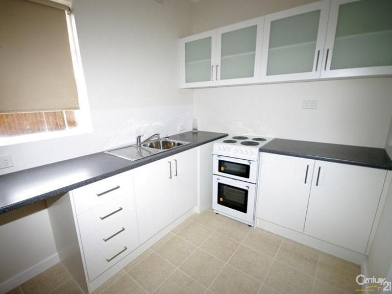 4/99 Neerim Road, Glen Huntly VIC 3163