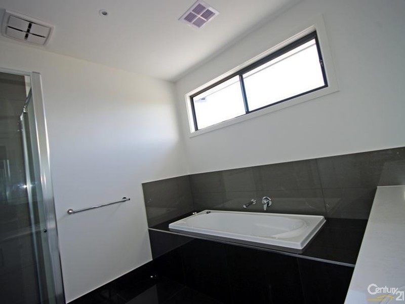 23 Lahona Avenue, Bentleigh East VIC 3165