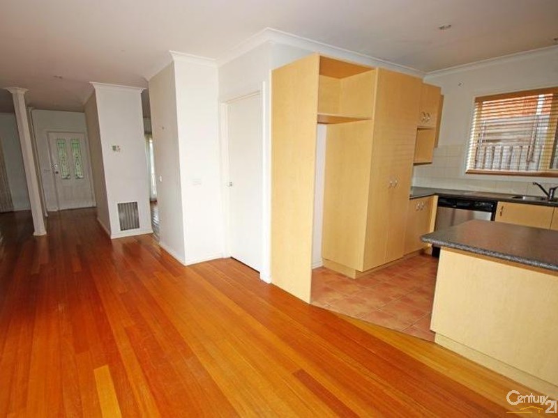 1/12 Bleazby Street, Bentleigh VIC 3204