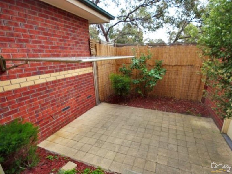 1/12 Bleazby Street, Bentleigh VIC 3204