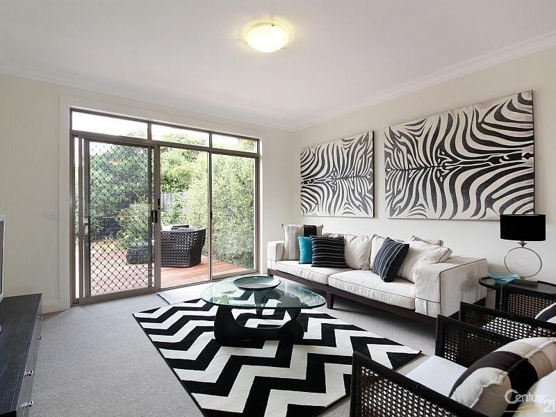 10A Parklands Crescent, Brighton East VIC 3187