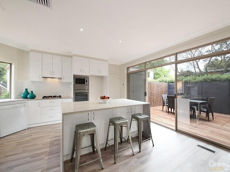 10A Parklands Crescent, Brighton East VIC 3187