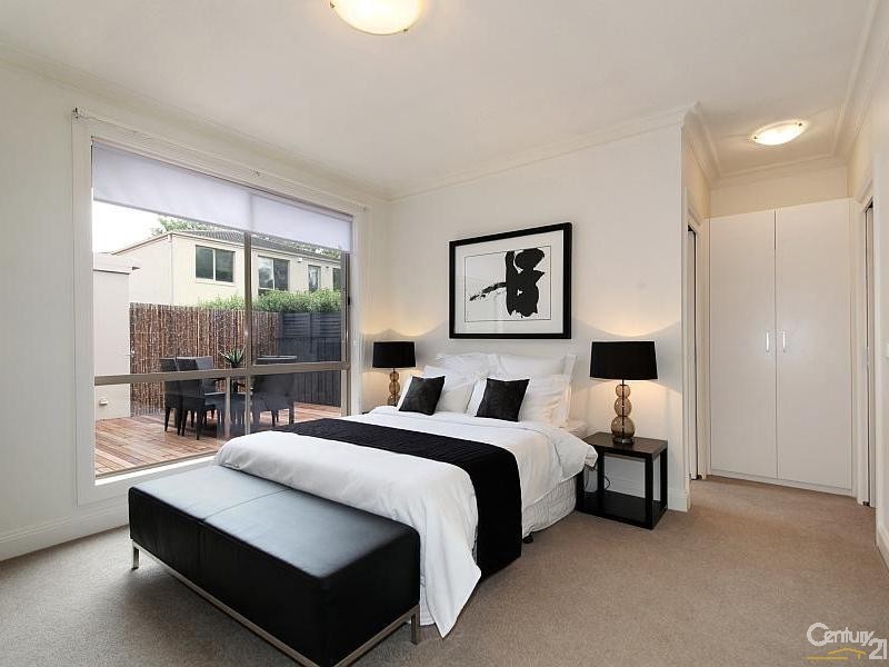 10A Parklands Crescent, Brighton East VIC 3187