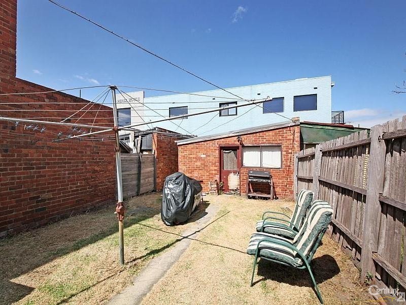 264 McKinnon Road, Mckinnon VIC 3204