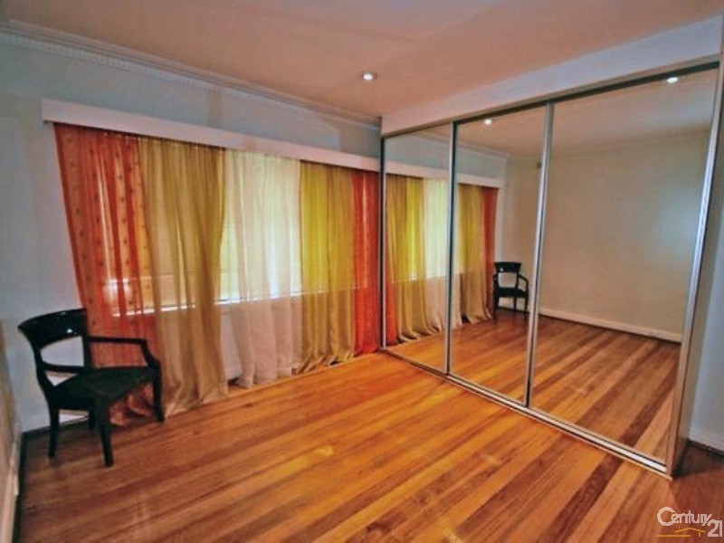 90 Jasper Road, Bentleigh VIC 3204