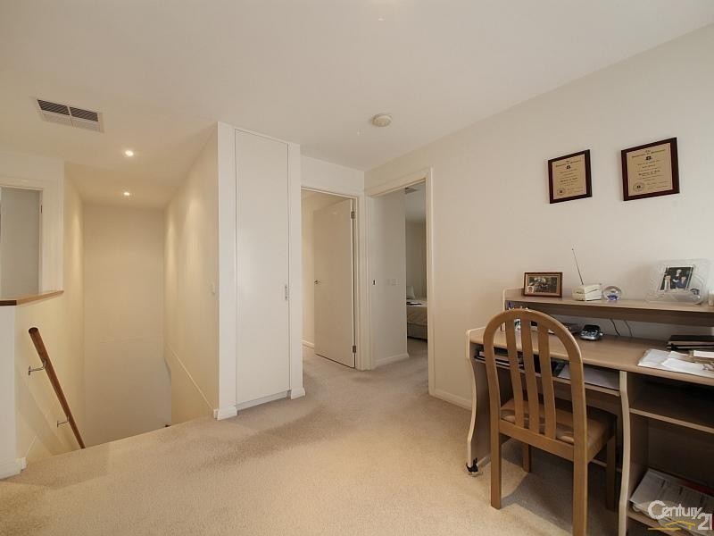 24 Lancaster Street, Bentleigh East VIC 3165