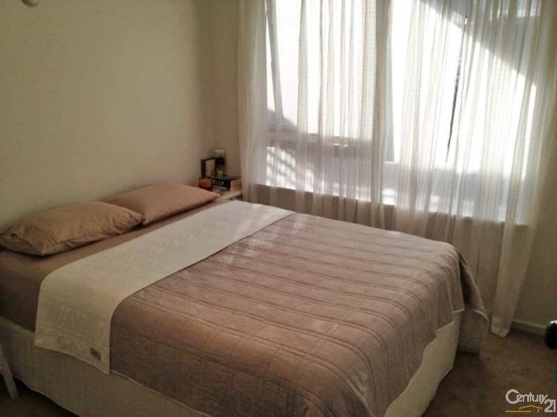 2/9  Argyle Street, Bentleigh East VIC 3165