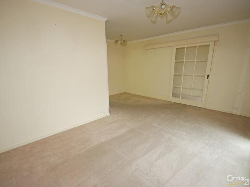 1/8 Brosa Avenue, Bentleigh East VIC 3165