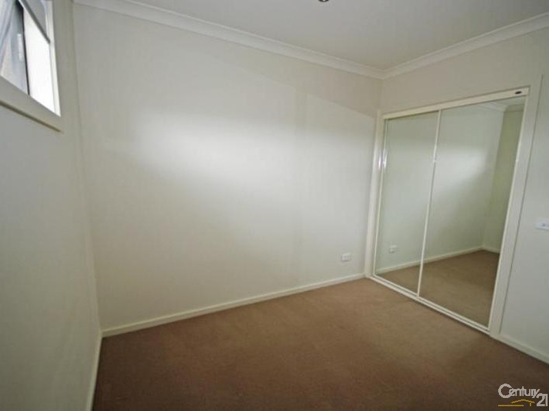 10-2/4 Faulkner Street, Bentleigh VIC 3204
