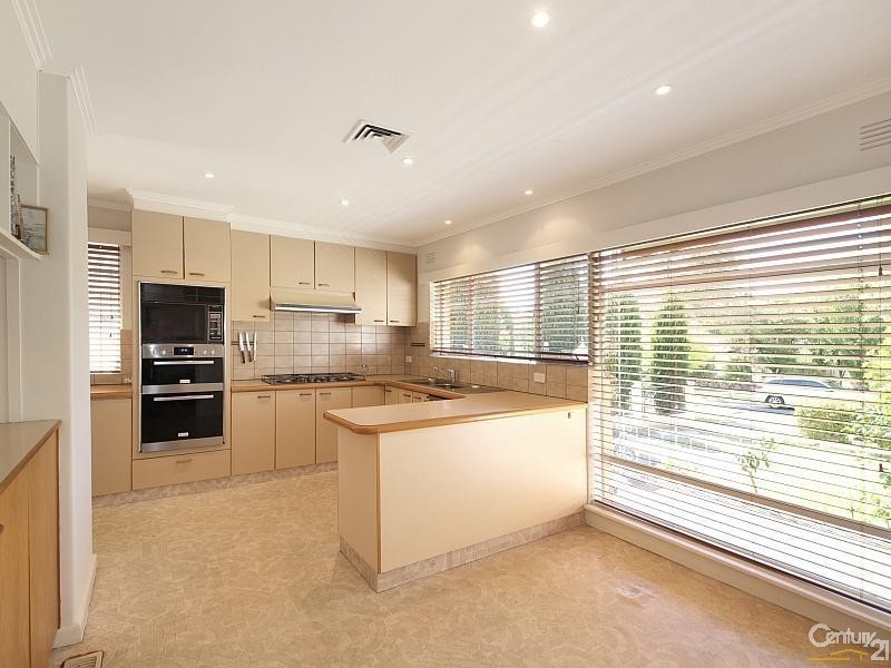 73 Glencairn Avenue, Brighton East VIC 3187