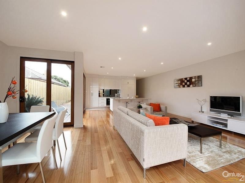 1/15 Dickens Street, Bentleigh VIC 3204