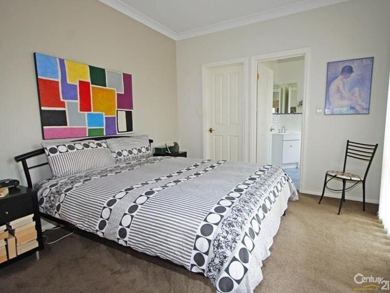 2/10 Tucker Road, Bentleigh VIC 3204
