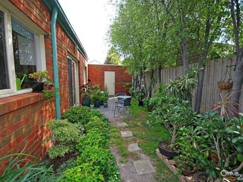 2/10 Tucker Road, Bentleigh VIC 3204