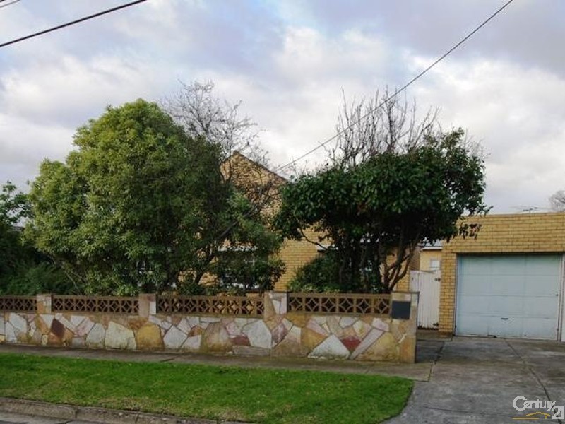 2 Lysander Street, Brighton East VIC 3187
