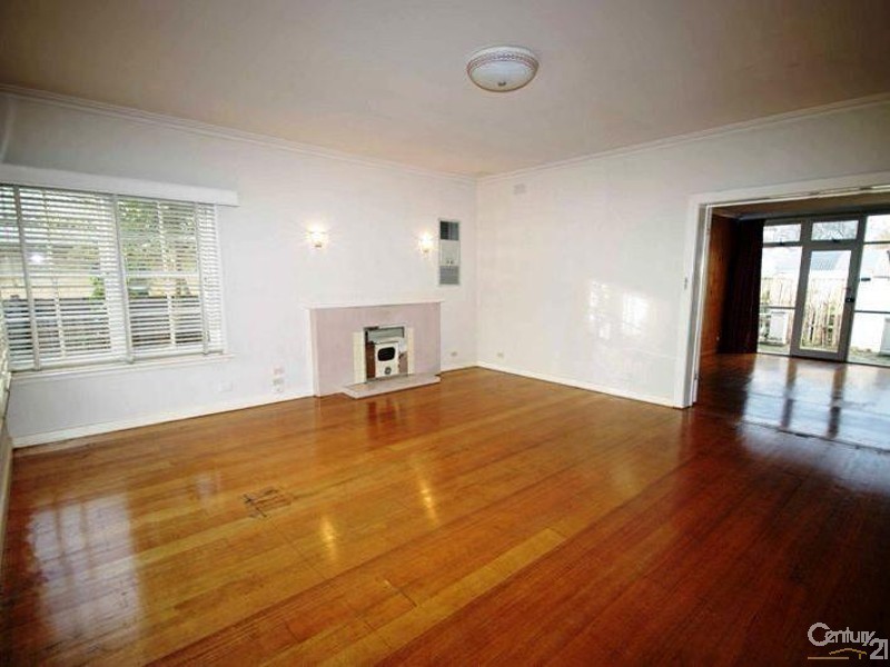 2 Lysander Street, Brighton East VIC 3187