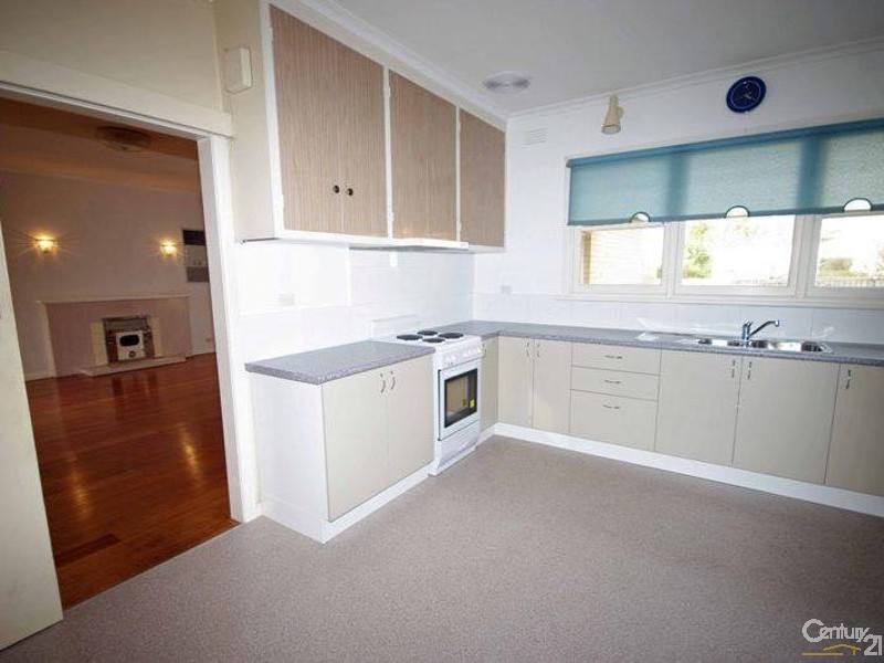 2 Lysander Street, Brighton East VIC 3187