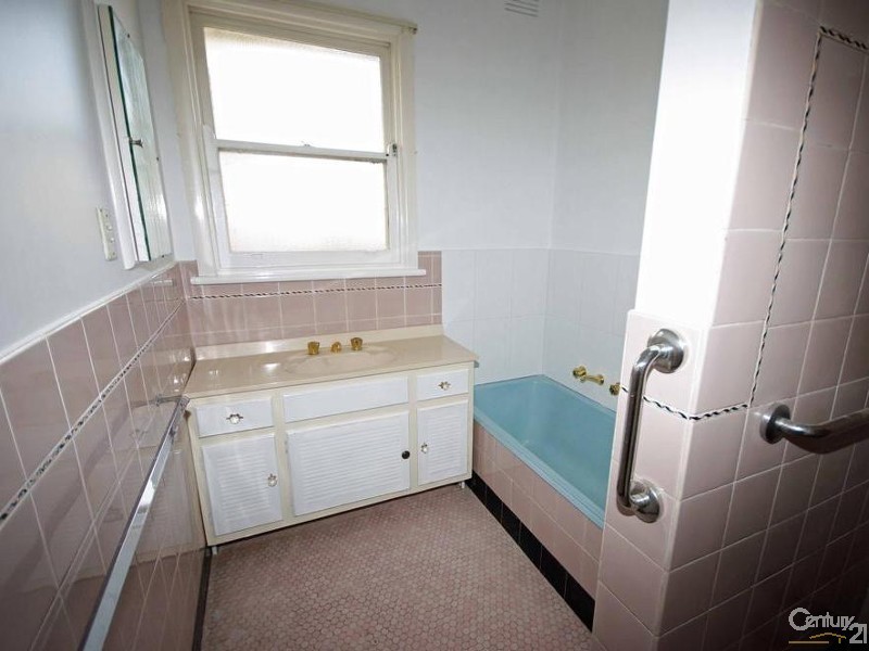 2 Lysander Street, Brighton East VIC 3187