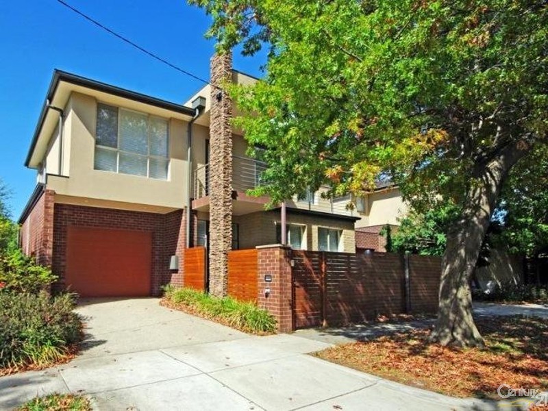 2A Shanahan Crescent, Mckinnon VIC 3204