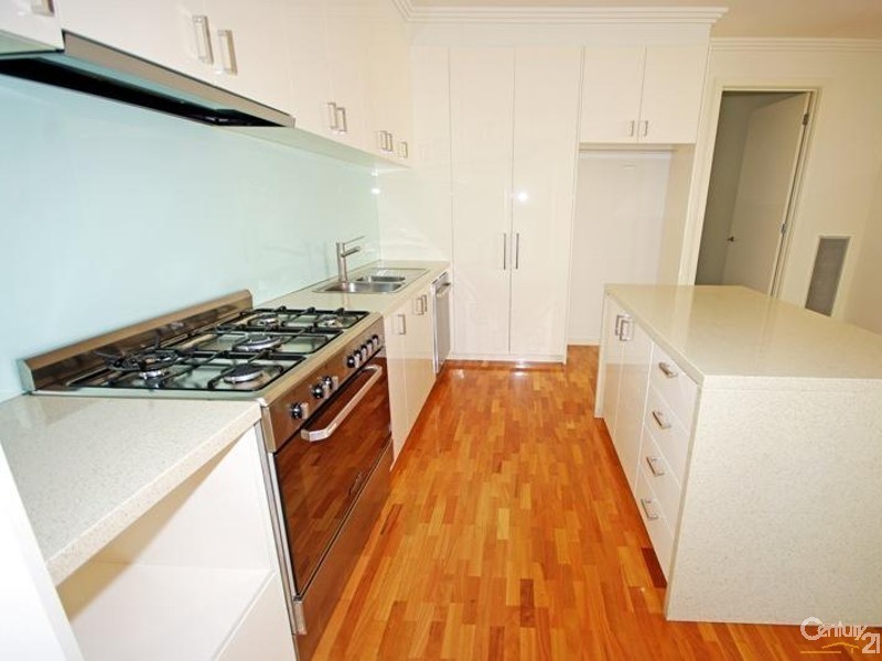 2A Shanahan Crescent, Mckinnon VIC 3204