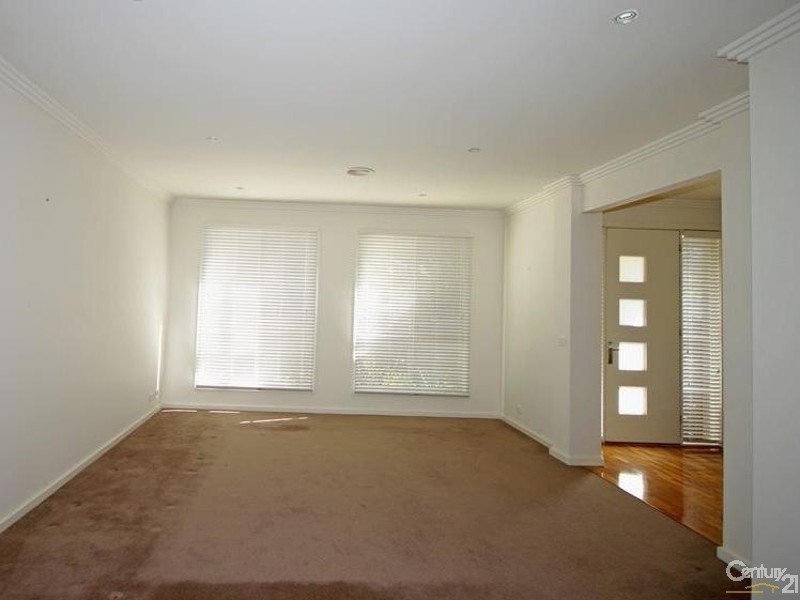 2A Shanahan Crescent, Mckinnon VIC 3204